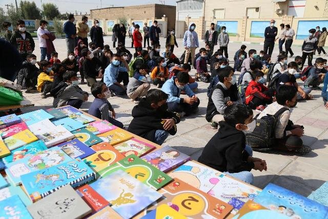 ارشاد یزد از چاپ کتابهای ارزشمند حمایت میکند