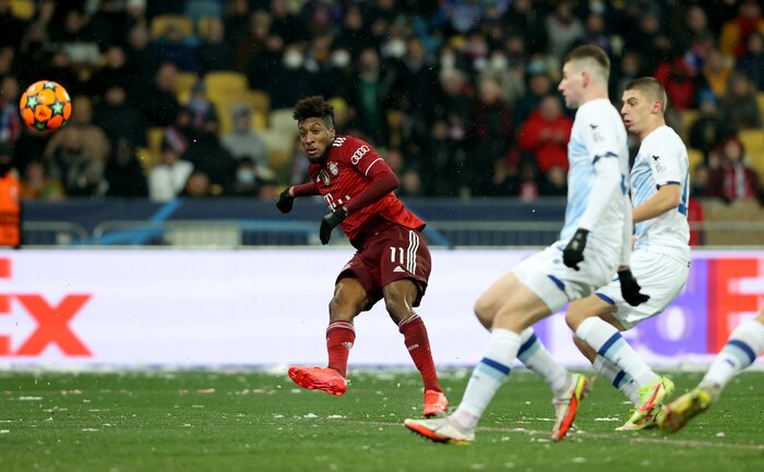 منچستر با «کریک» به دور حذفی صعود کرد؛ پیروزی برفی بایرن در کیف 2