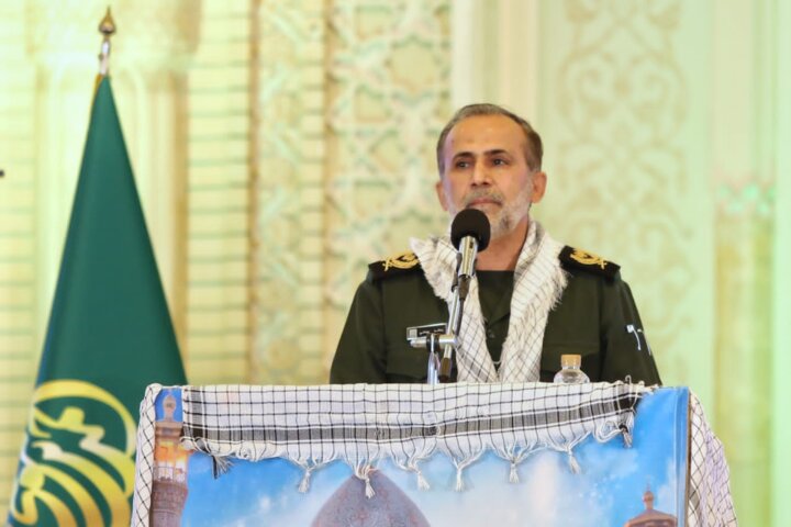 امام جمعه شیراز: "نمیشود"ها مانع شهدا در دفاع از کشور نشد