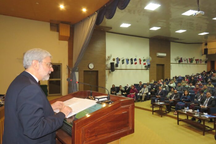 نقش بیبدیل اقبال لاهوری در تحکیم پیوستگیهای تاریخی ایران و پاکستان