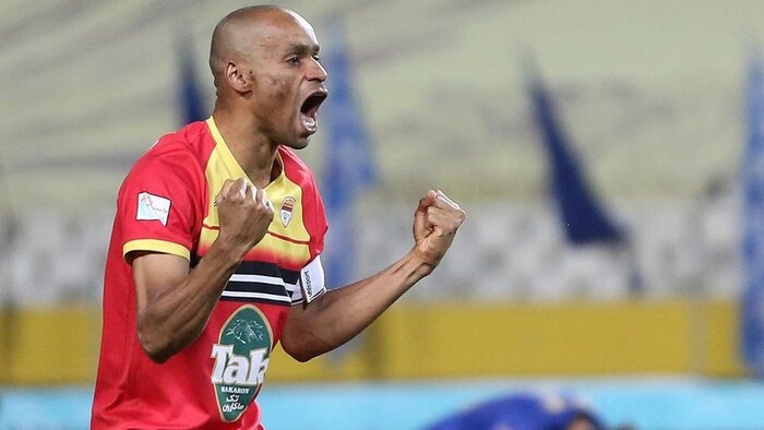 خواب پاییزی استقلال در سیرجان و هدیه پرسپولیس به هواداران