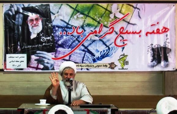  احیای مساجد تنها راه مقابله با بمباران تبلیغاتی دشمنان است 