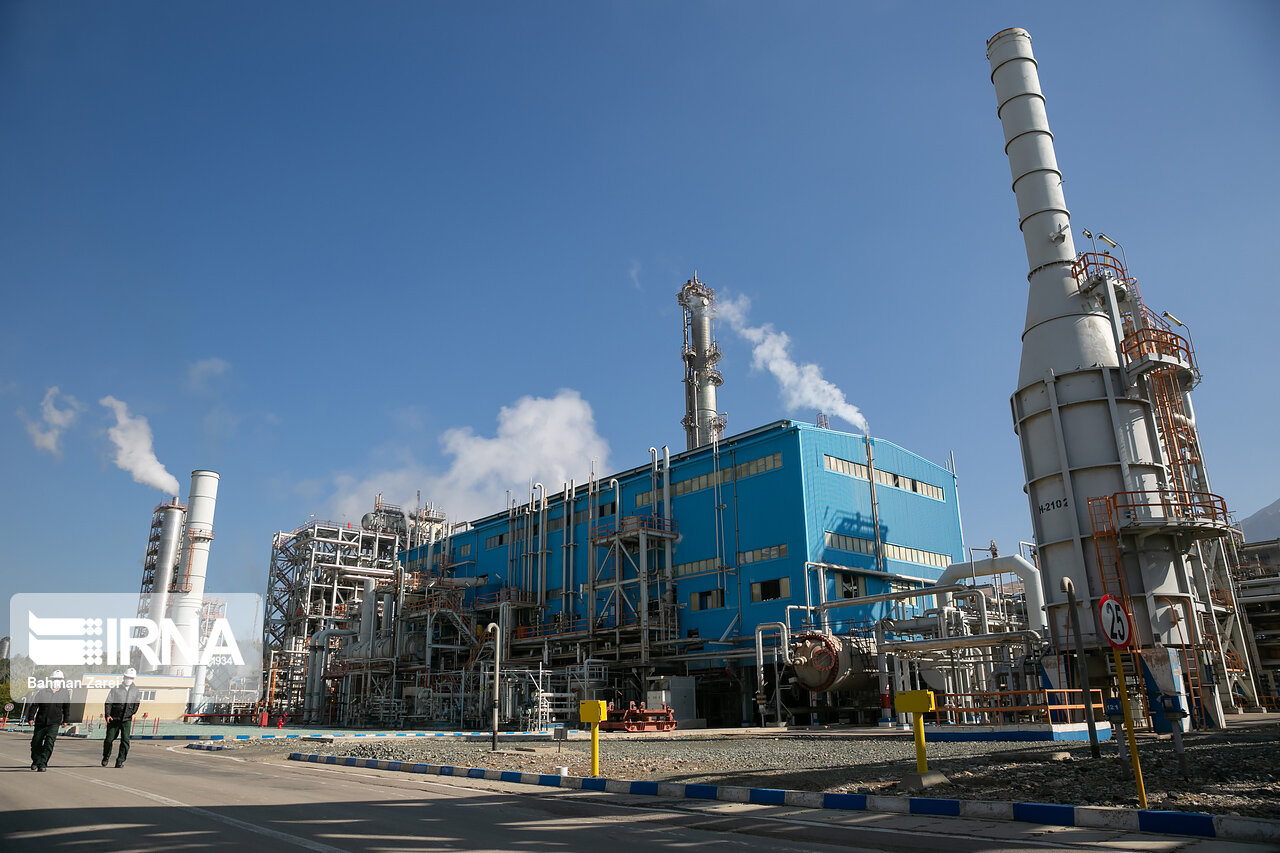 عملیات اجرایی پروژه پتروشیمی کنگاور و روانسر به زودی آغاز میشود عملیات اجرایی پروژه پتروشیمی کنگاور و روانسر به زودی آغاز میشود