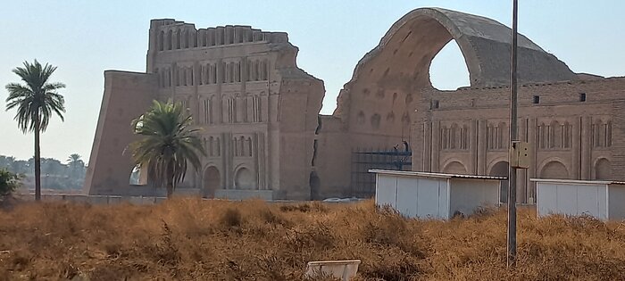 آینه عبرت/ گزارش تصویری از ترمیم طاق کسری