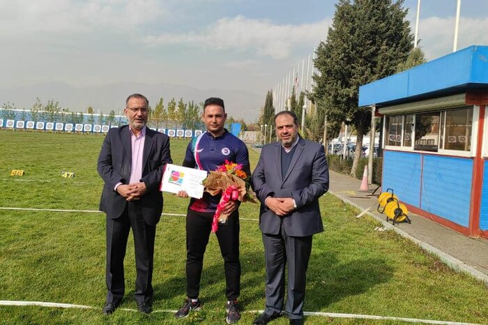 گواهی رکوردشکنی رحیمی در پارالمپیک اهدا شد