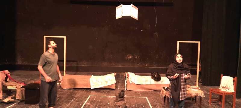 نمایش کانال در استهبان فارس روی صحنه رفت نمایش کانال در استهبان فارس روی صحنه رفت