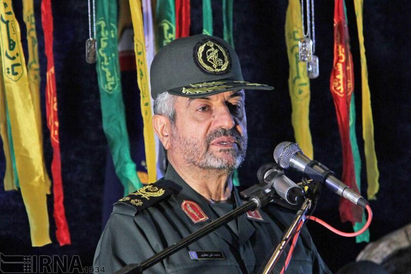 سرلشکر جعفری: بسیج نقش موثری در تحقق اهداف گام دوم انقلاب دارد