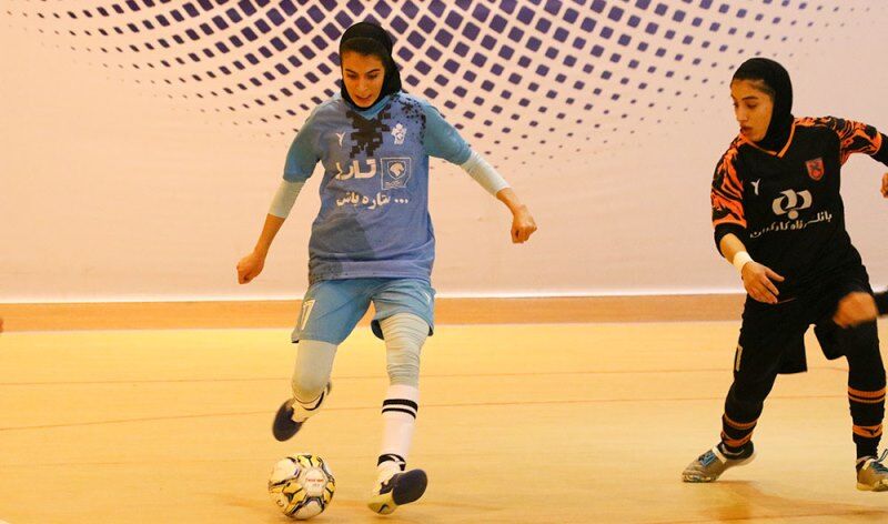 فوتسال برتر بانوان/ پارس آرا شیراز مقابل صدرنشین شکست خورد فوتسال برتر بانوان/ پارس آرا شیراز مقابل صدرنشین شکست خورد