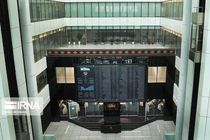 رشد بورس در کنار ثبات نرخ ارز