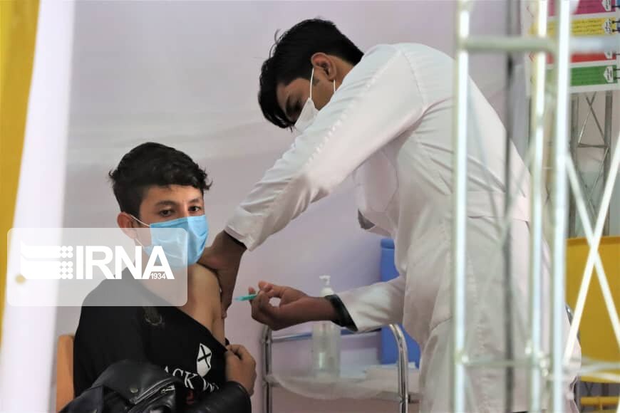 تزریق دُز سوم واکسن کرونا راهبرد اصلی مقابله با اُمیکرون است