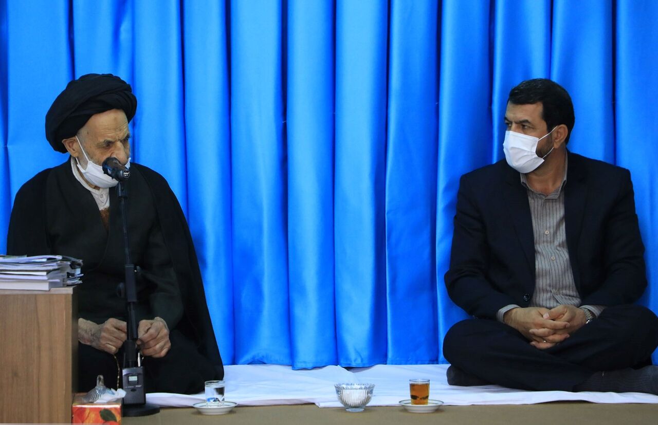 امام جمعه بیرجند: مسوولان از سرمایههای مهم جامعه هستند امام جمعه بیرجند: مسوولان از سرمایههای مهم جامعه هستند