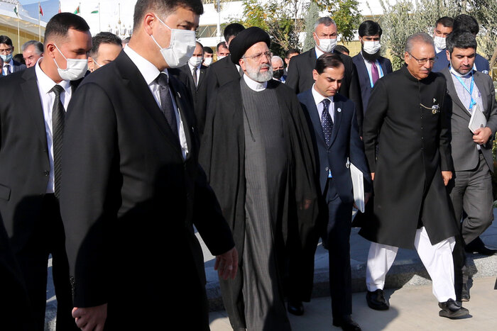 نشست سران اکو فرصت طرح ایدههای ایران برای منطقه