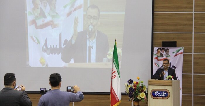 امام جمعه گناوه: دولت سیزدهم بارقه امید در مردم ایجاد کرده است