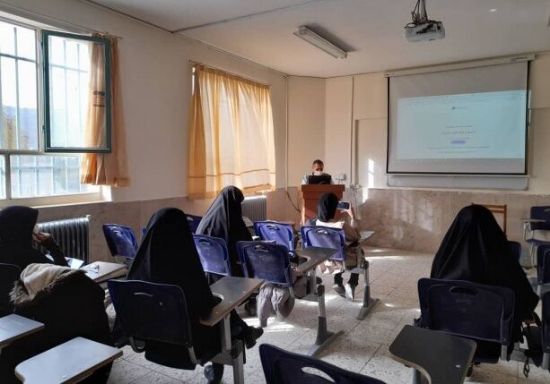 کلاسهای دانشگاه بیرجند بهصورت ترکیبی تشکیل میشود کلاسهای دانشگاه بیرجند بهصورت ترکیبی تشکیل میشود