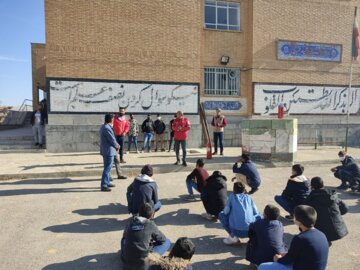 برگزاری رزمایش ایمنی مقابل زلزله در مدارس ایلام 