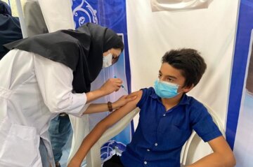 ۷۹هزار و ۵۰۰ دانش‌آموز در چهارمحال وبختیاری واکسن کرونا دریافت کردند