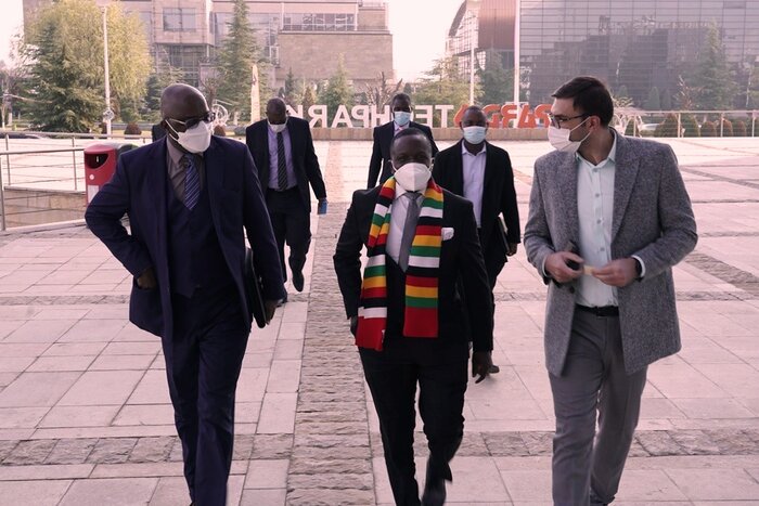 بازدید هیات سیاسی، تجاری زیمبابوه از پارک فناوری پردیس