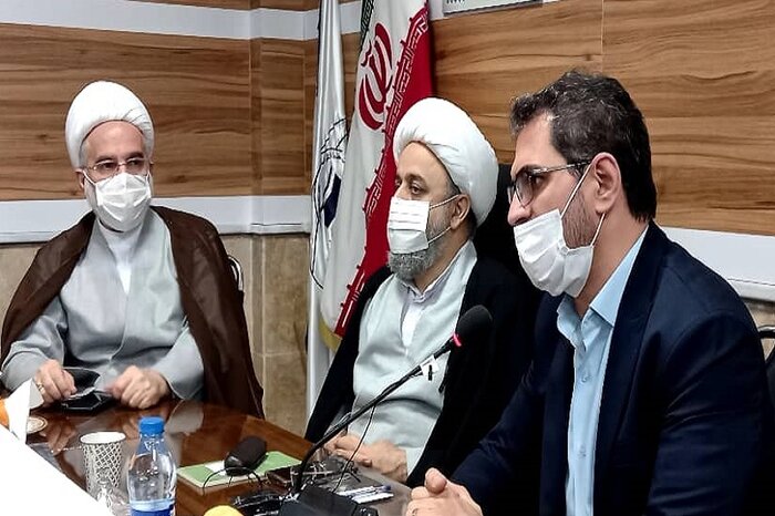 سلطه استکباری درصدد مصادره خط و زبان ملتها به نفع خود است