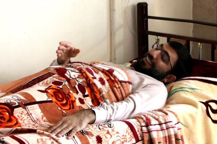 قاضی کرمانی متهم را از خودکشی نجات داد و زیر تیغ جراحی رفت