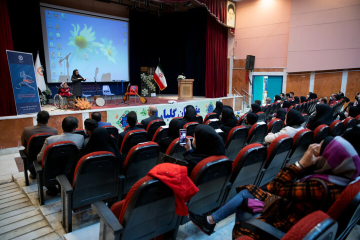 معلولان موفق استان کرمانشاه تجلیل شدند