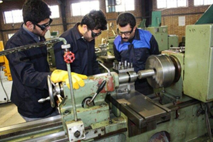 معتادان بهبود یافته در زنجان برای اشتغالزایی مهارت فرا می‌گیرند
