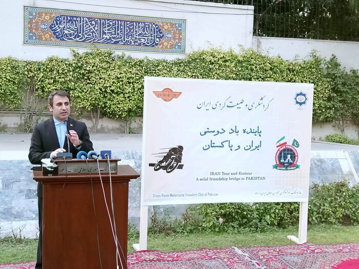 Iran bound motorbike rally kicks off in Pakistan to promote tourism, friendship