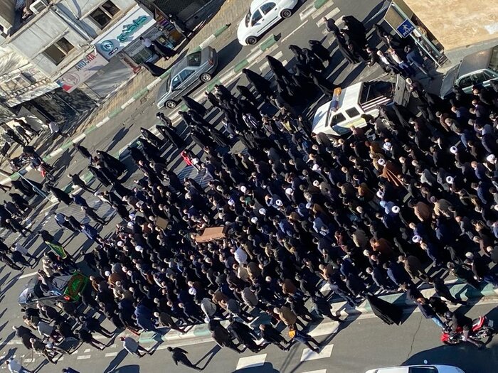 پیکر آیتالله سیدرضی شیرازی تشییع شد