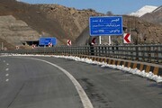 محور چالوس و آزادراه تهران-شمال به دلیل ریزش سنگ همچنان مسدود است 