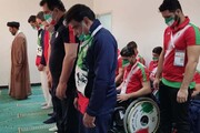 بازی‌پاراآسیایی بحرین؛ شرکت اعضای بسکتبال با ویلچر ایران در نماز جماعت