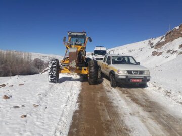 بازگشایی محور های سخت‌گذر روستایی تکاب