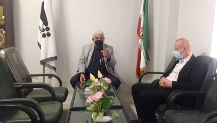 آماده همکاری مشروط در مرمت قلعه آقاخان لیراوی هستیم