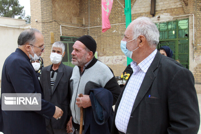 روستای محصور درقلعه "نیزار قم" انتظار حمایت، از مسئولان دارد