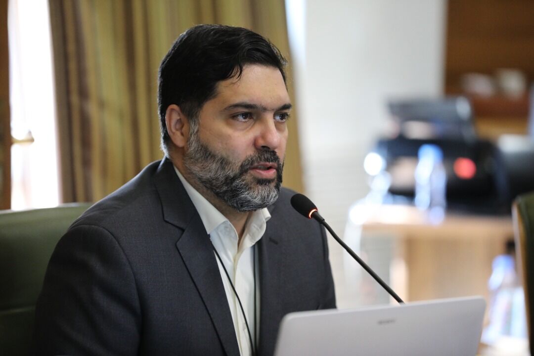 کار بسیجی به معنای استفاده از تمام ظرفیتها و استعدادها است