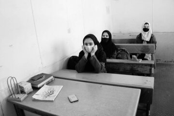  ستاد اجرایی فرمان امام از دانش آموزان مناطق کم برخوردار کهگیلویه و بویراحمد حمایت می‌کند