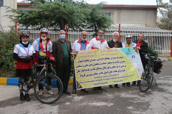 سفیران دوچرخه سوار در قزوین نهال صلح و دوستی کاشتند