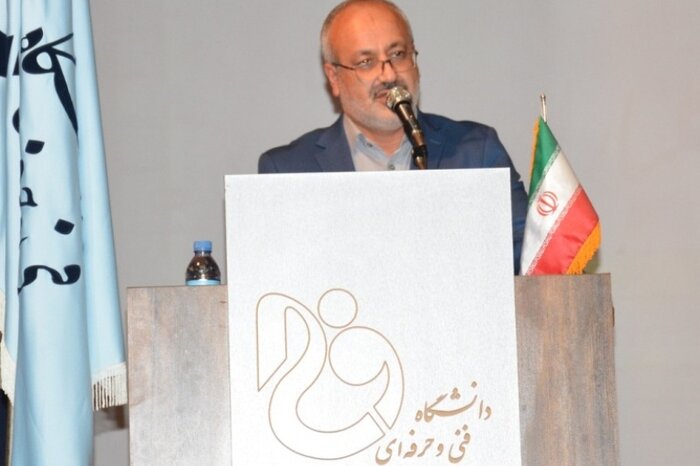 دانشجویان زمینهساز و ایجادکننده جنبشهای بیداری هستند