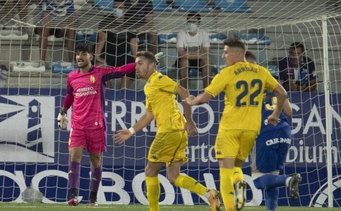 نیمکتنشینی بازیکن تیم ملی به خاطر جادوگر/ آمل قهرمان کشتی فرنگی