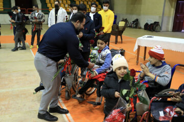 رونمایی از پیراهن تیم معلولین فیاض‌بخش برای دیدار با تیم خداداد عزیزی