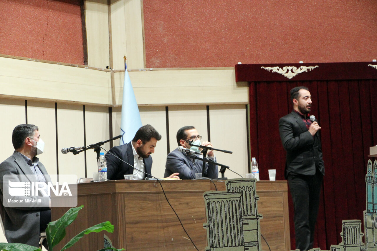 استاندار یزد: دانشجویان استان مطالبه گری و عدالتخواهی را دنبال کنند