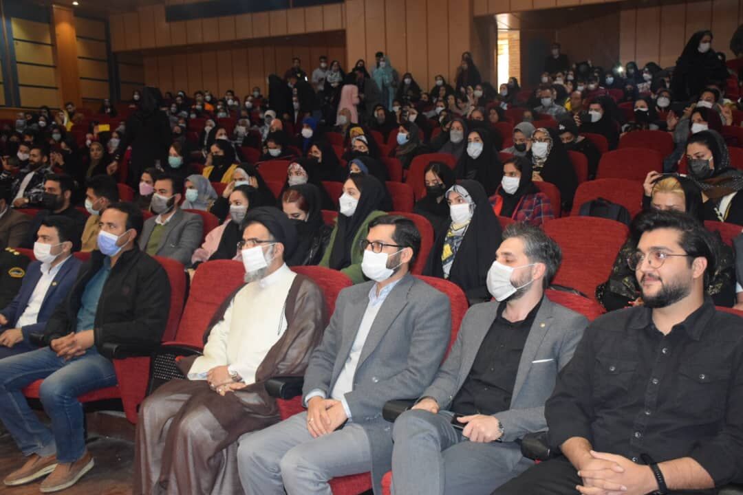 امام جمعه فردیس: استعدادهای بانوان در سایه انقلاب شکوفا شده است