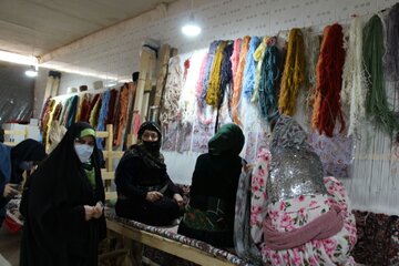 رییس مرکز ملی فرش ایران: خانه خلّاق فرش در تکاب راه‌اندازی می‌شود