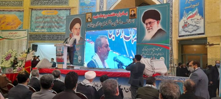 وزیر صمت: عرضه تلفیقی فولاد در بورس موجب حذف رانت و فساد میشود