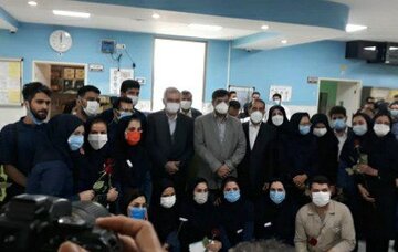 وزیر بهداشت در جمع پرستاران بیمارستان قائم مشهد حضور یافت