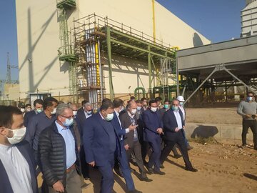 بازدید وزیر نیرو از نیروگاه سیکل ترکیبی خرمآباد 5