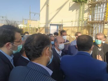 بازدید وزیر نیرو از نیروگاه سیکل ترکیبی خرمآباد 10