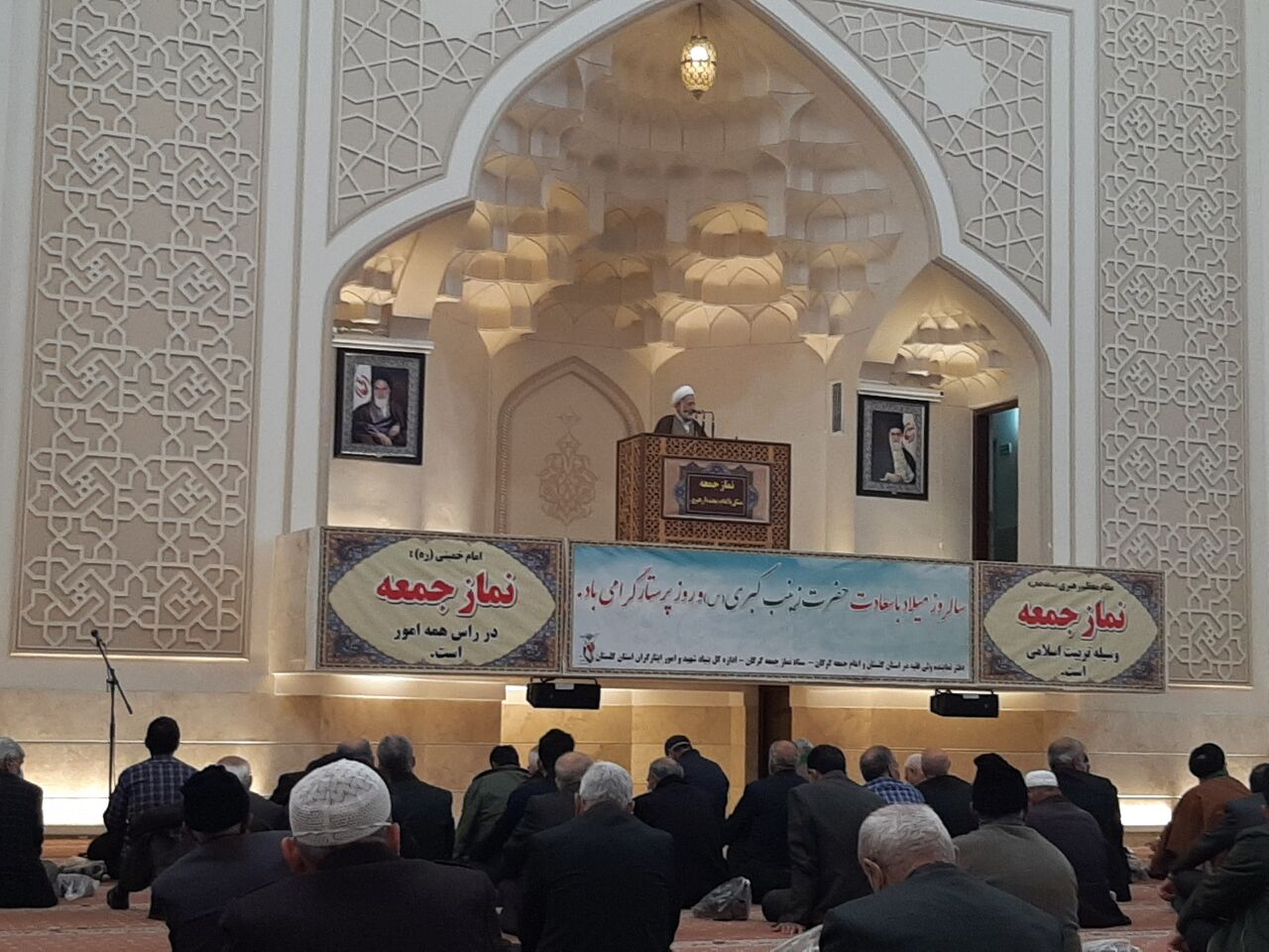 جانفشانی پرستاران برای رسیدگی به بیماران کرونا شایسته تقدیر است جانفشانی پرستاران برای رسیدگی به بیماران کرونا شایسته تقدیر است