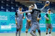 El hiyab de las deportistas iraníes, una singularidad en el Campeonato Mundial de Balonmano Femenino celebrado en España