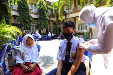 واکسیناسیون کودکان ۶ تا ۱۱ ساله اندونزیایی علیه کرونا