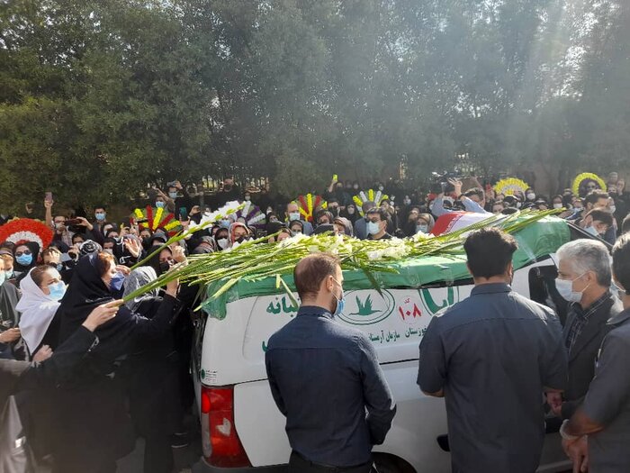 پیکر پزشک مدافع سلامت در اهواز تشییع شد