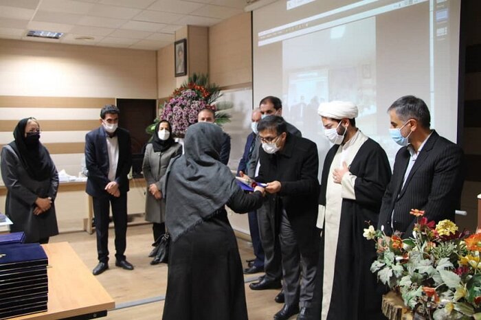 تبدیل وضعیت و ابلاغ تعرفه خدمات پرستاران کردستانی دنبال میشود